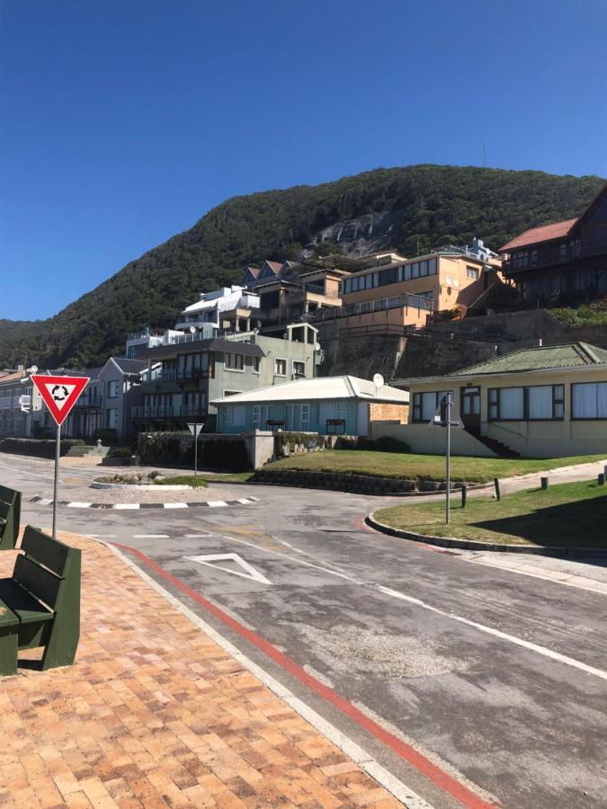 Apartment Ozone Herolds Bay Exterior photo